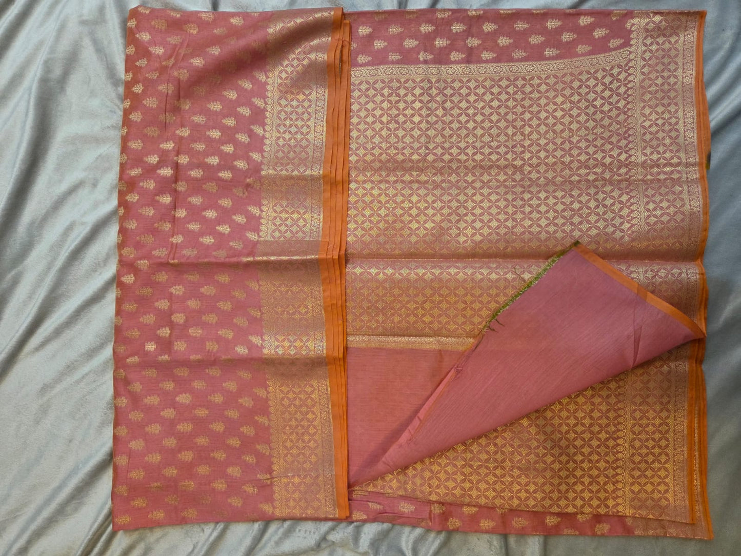 Banarasi Sico Leaf Buti