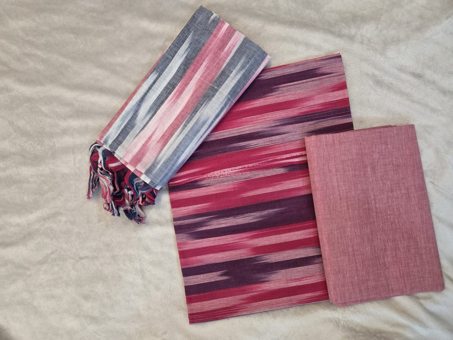 Pure Mangalagiri Cotton Ikkath Random Pattern