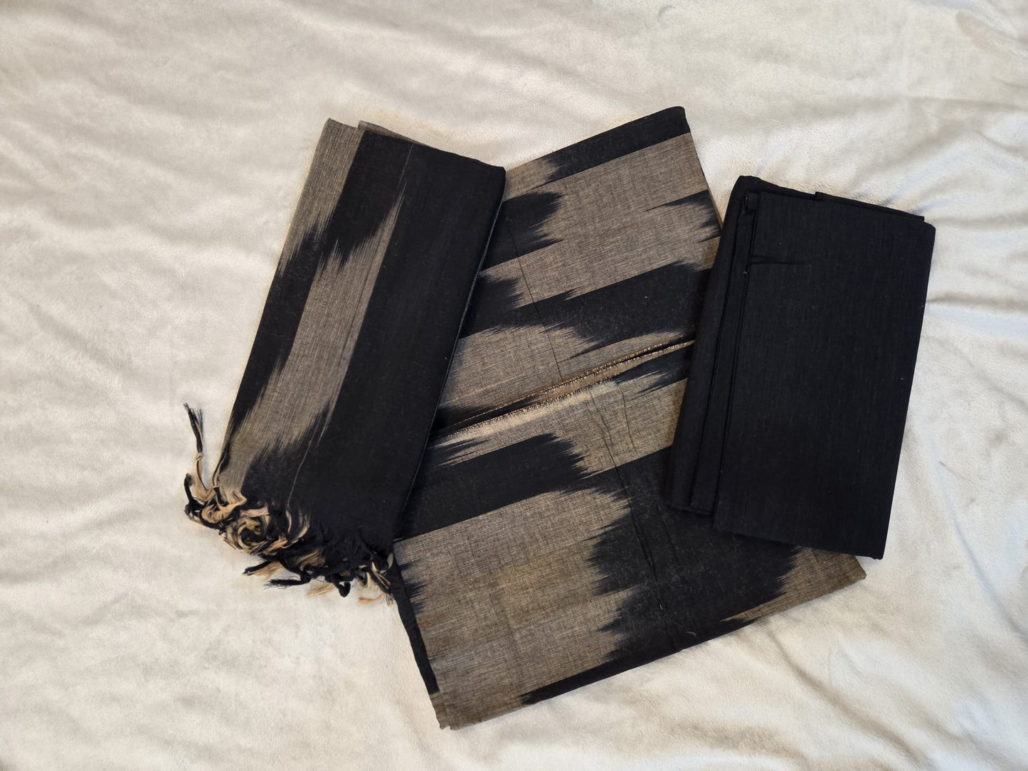 Pure Mangalagiri Cotton Ikkath Random Pattern