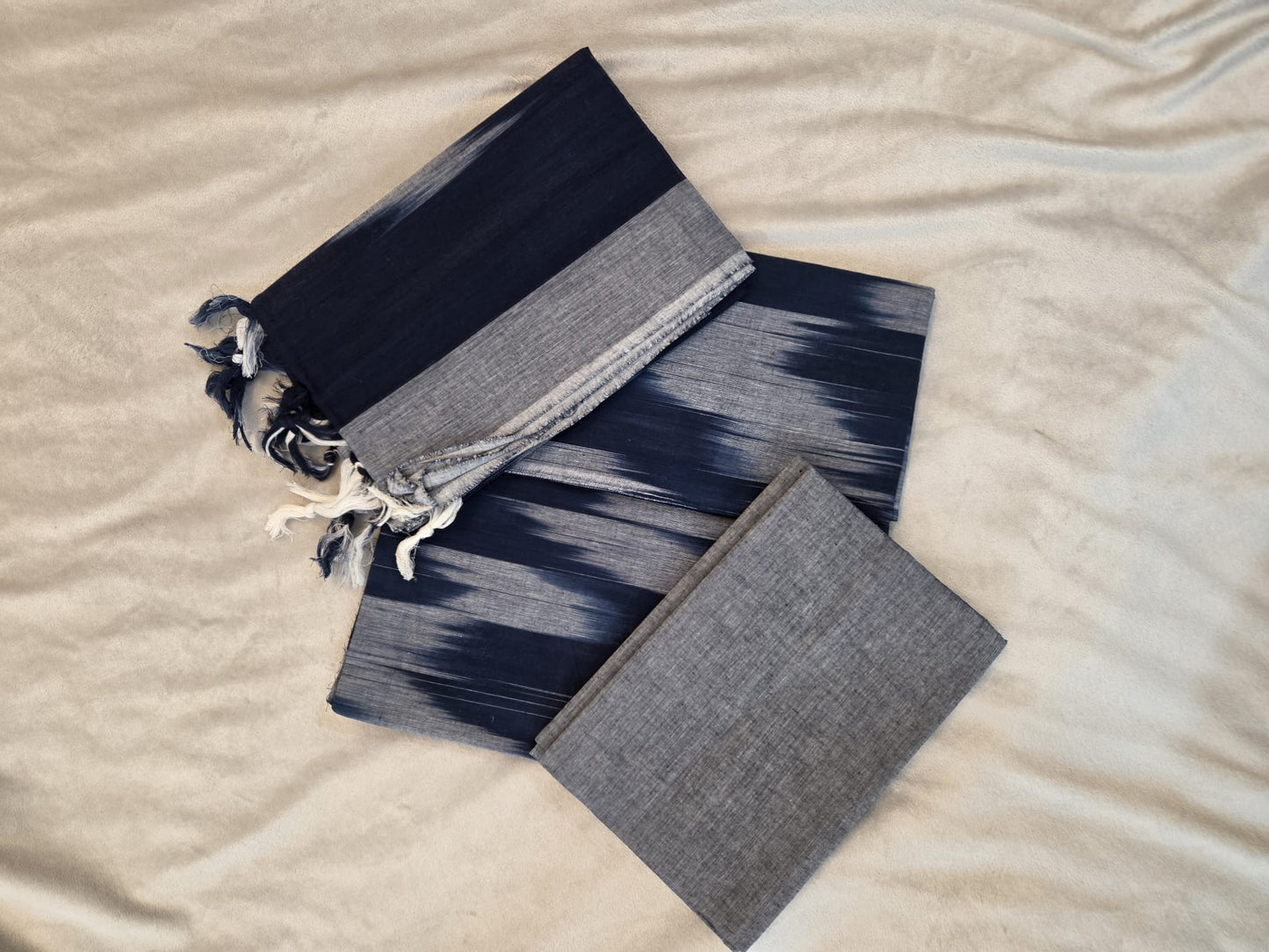 Pure Mangalagiri Cotton Ikkath Random Pattern