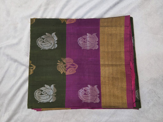 Green Color Uppada Pattu Saree with Flower Buta