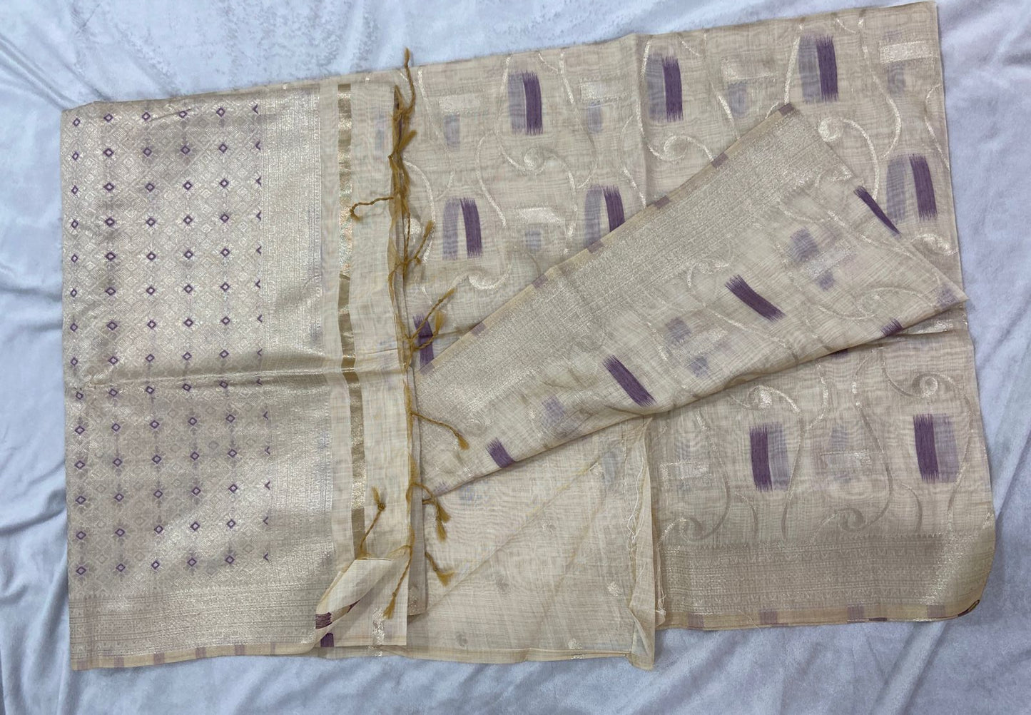 Chanderi Semi Cotton with Jamdani weave