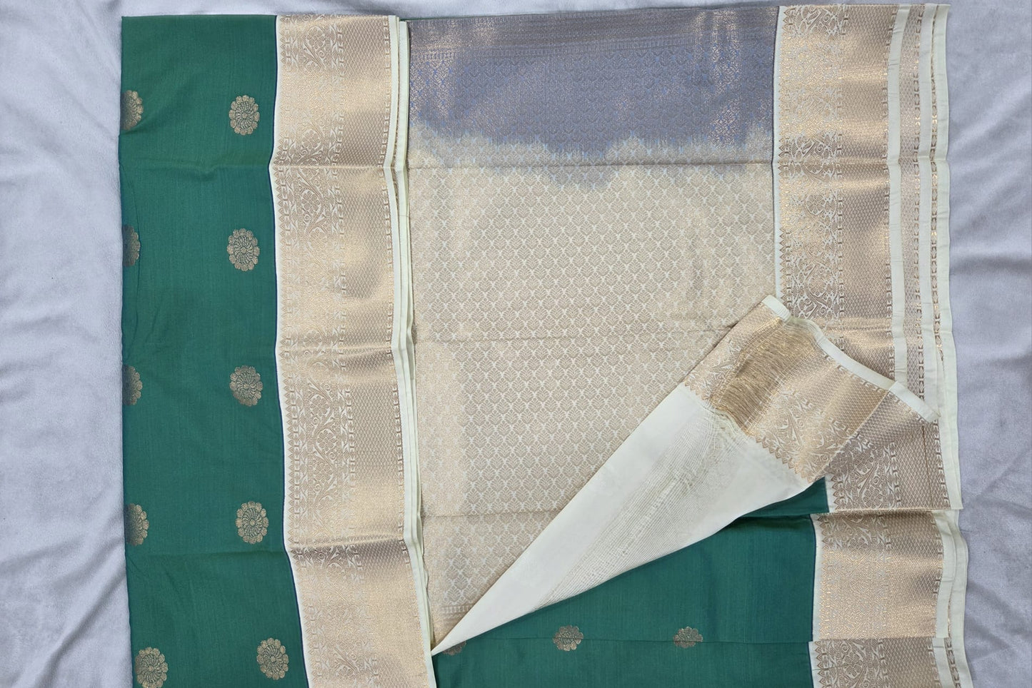Kanchi Semi Silk with contrast border