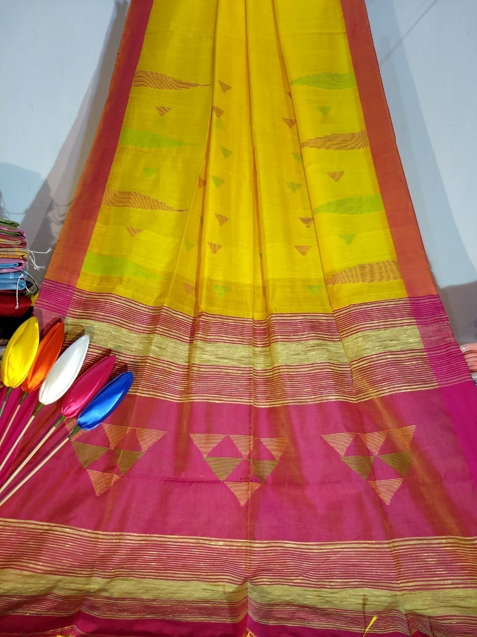 Bengal Silk Cotton Sarees with Temple Design - VSL Collections