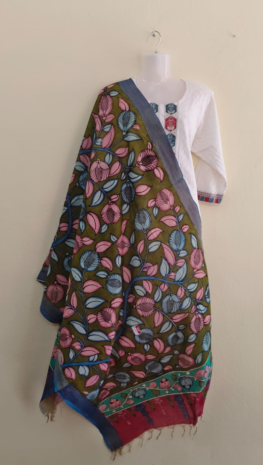 Olive Green Pen Kalamkari Dupatta - VSL Collections